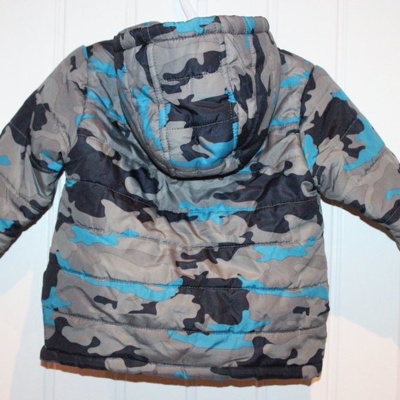 3/$25 🏷 Gymboree Grey & Blue Camo Puffer Coat Size 12-24m - Picture 3 of 3